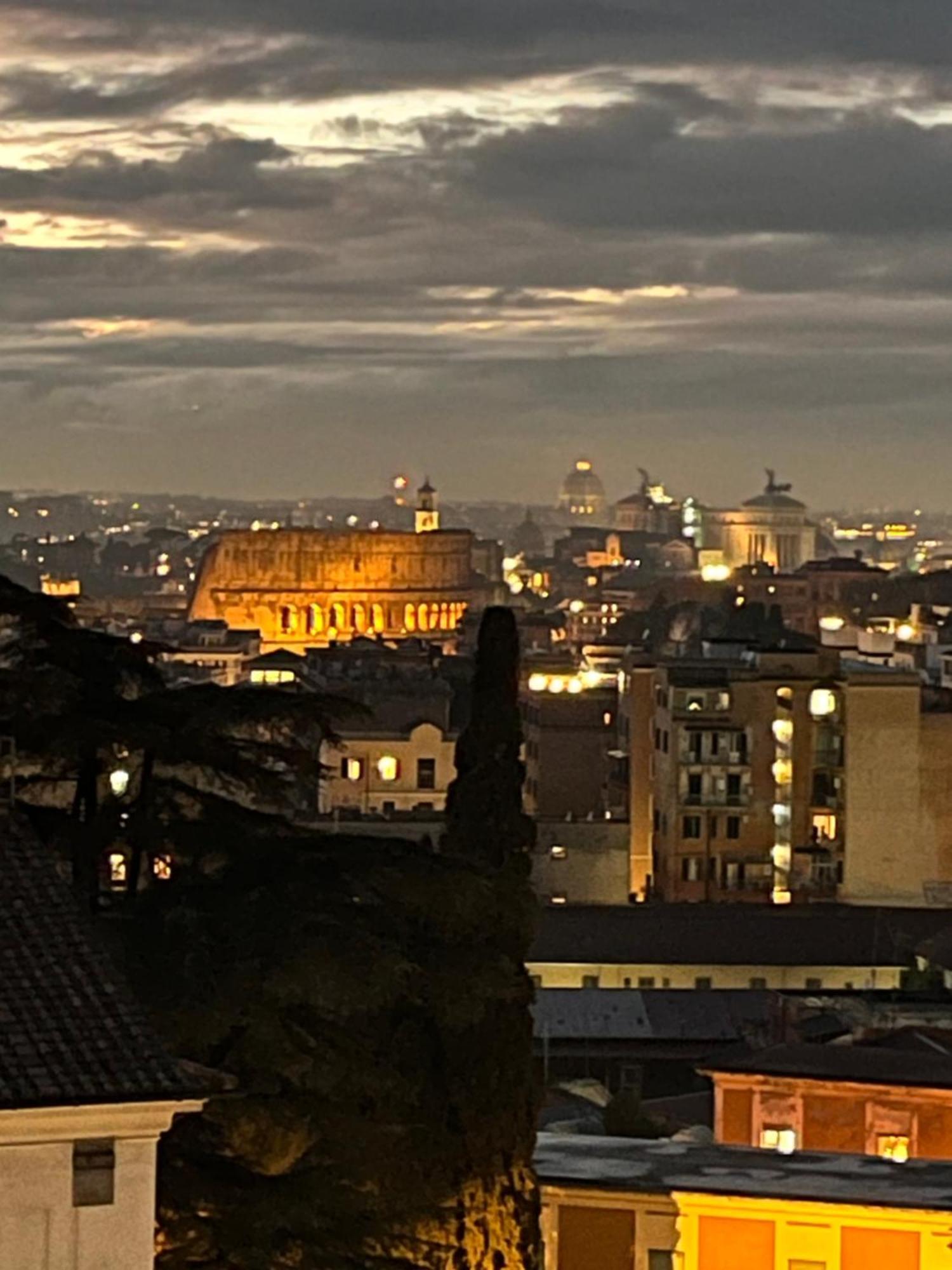 Colosseum Deluxe Roma Exterior foto